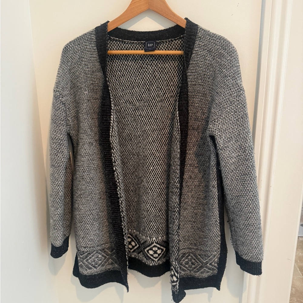GAP Black and Gray Cardigan Sweater with Open-Front Design